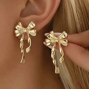Bow Shaped Gold Earrings For women